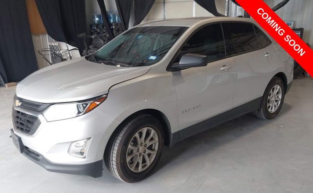 2018 Chevrolet Equinox LS's photo