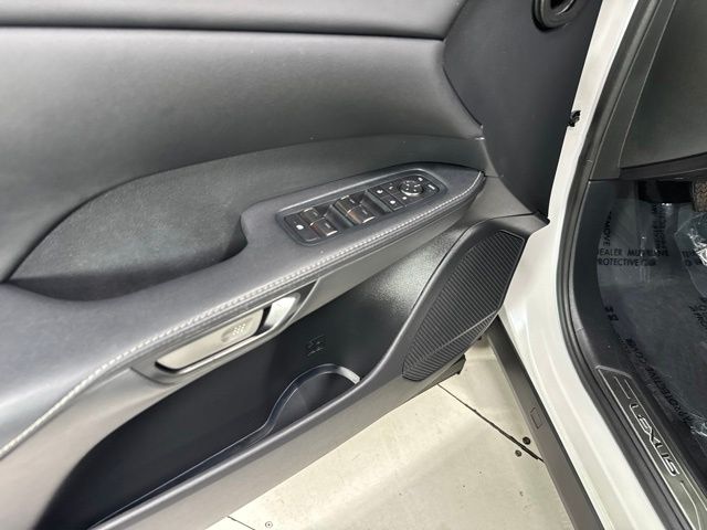 2023 Lexus RX 350 - Photo 12