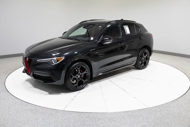 2022 Alfa Romeo Stelvio Ti Veloce's photo