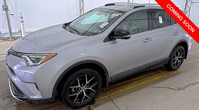 2016 Toyota RAV4 SE AWD's photo