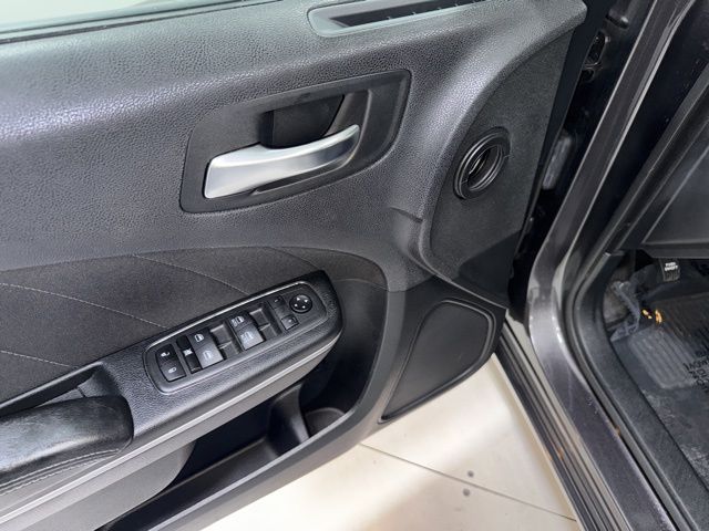 2020 Dodge Charger SXT - Photo 10