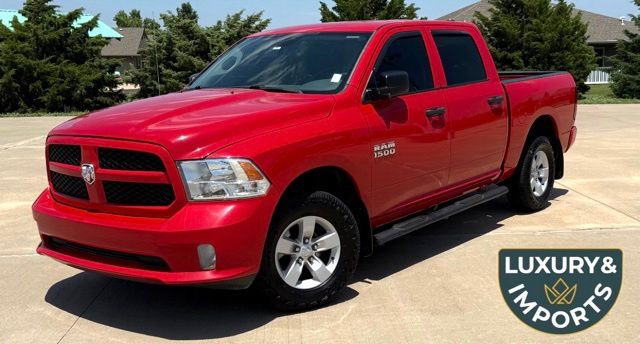 2017 RAM 1500 Express 4x4 Crew Cab 5'7's photo