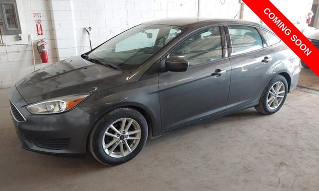 2018 Ford Focus Sedan SE's photo