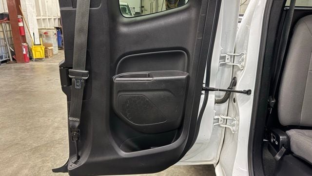 2016 Chevrolet Colorado Work Truck - Photo 19