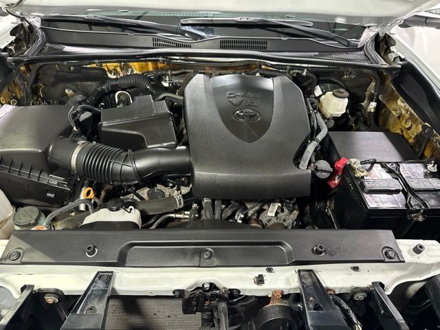 2020 Toyota Tacoma Limited - Photo 11