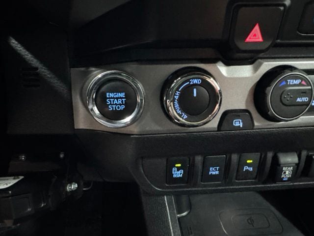 2020 Toyota Tacoma Limited - Photo 22
