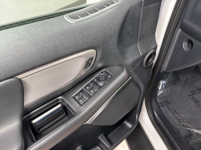 2025 Ford Expedition Active - Photo 13