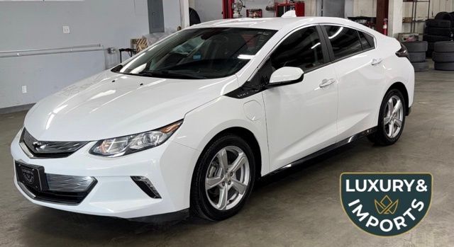 2018 Chevrolet Volt LT's photo