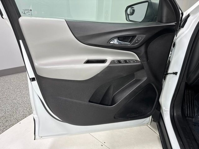 2020 Chevrolet Equinox LS - Photo 8