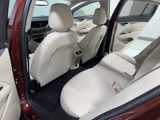 2020 Buick Regal Sportback Preferred - Photo 23