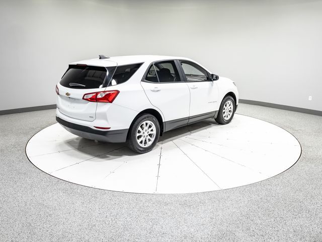 2020 Chevrolet Equinox LS - Photo 27