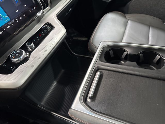 2025 Ford Expedition Active - Photo 22