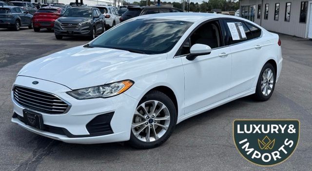 2019 Ford Fusion SE FWD's photo