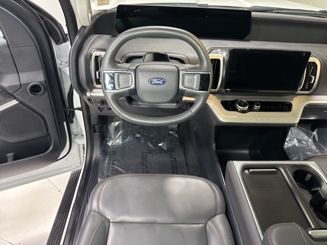 2025 Ford Expedition Active - Photo 18