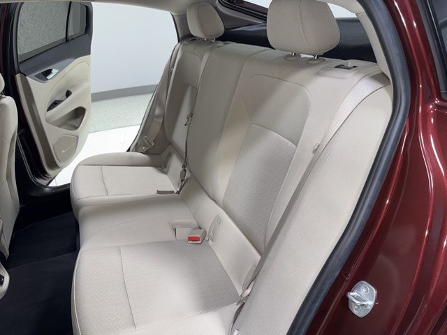2020 Buick Regal Sportback Preferred - Photo 24