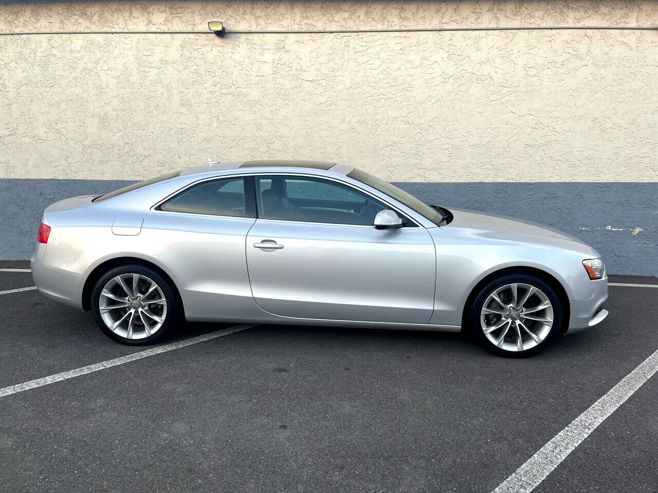 2014 Audi A5 2.0T Premium photo 2