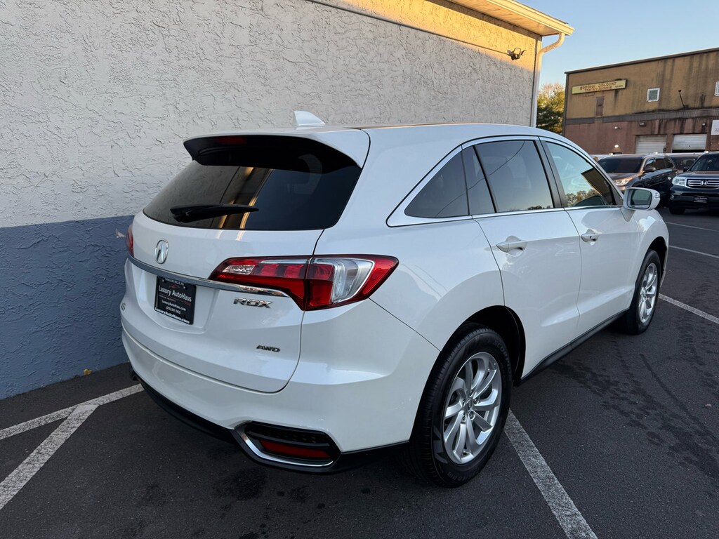 Used 2017 Acura RDX V6 AWD with Technology Package SUV