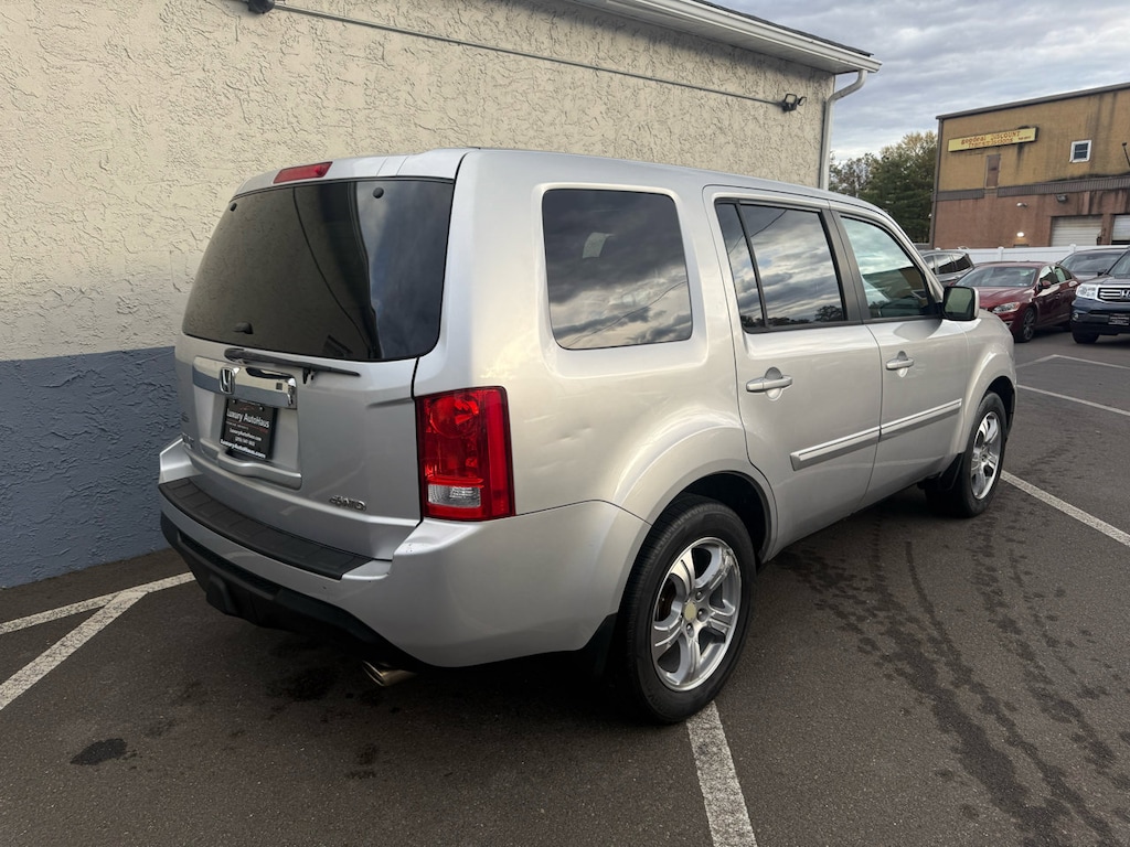 Used 2014 Honda Pilot EX-L w/Navigation SUV