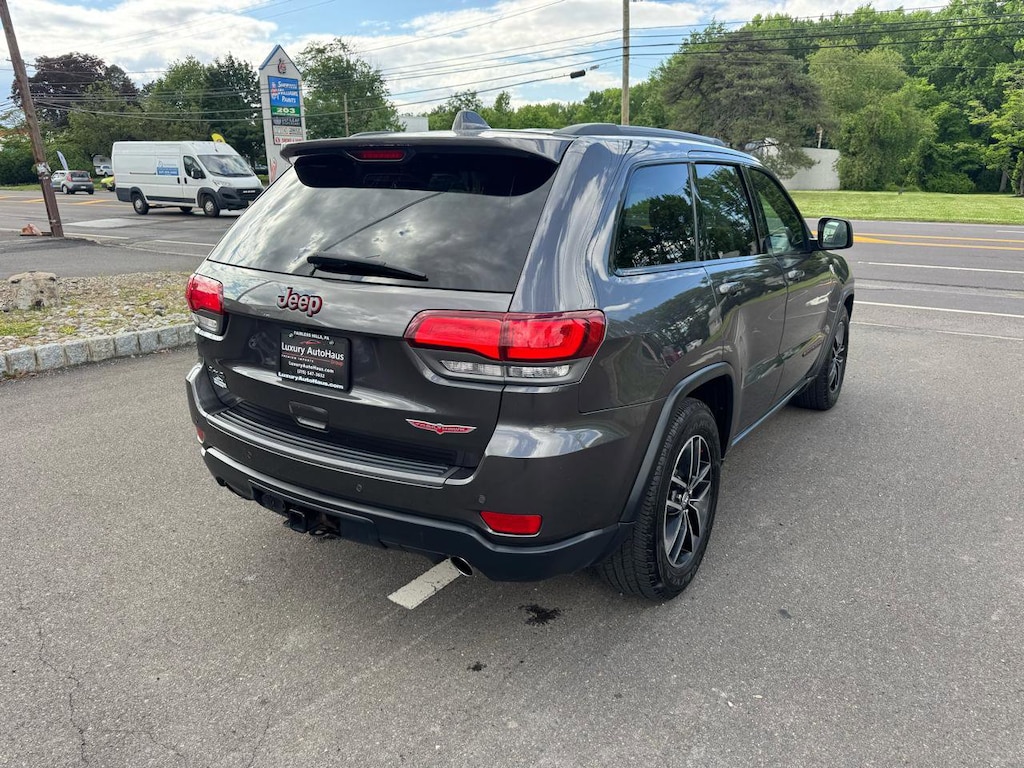 Used 2017 Jeep Grand Cherokee Trailhawk 4x4 SUV