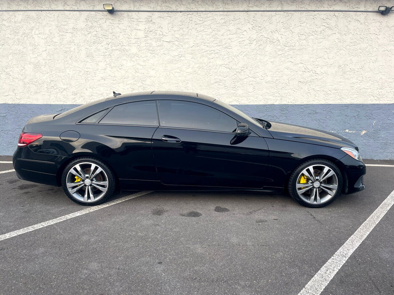 2015 Mercedes Benz E 400 Coupe photo 2