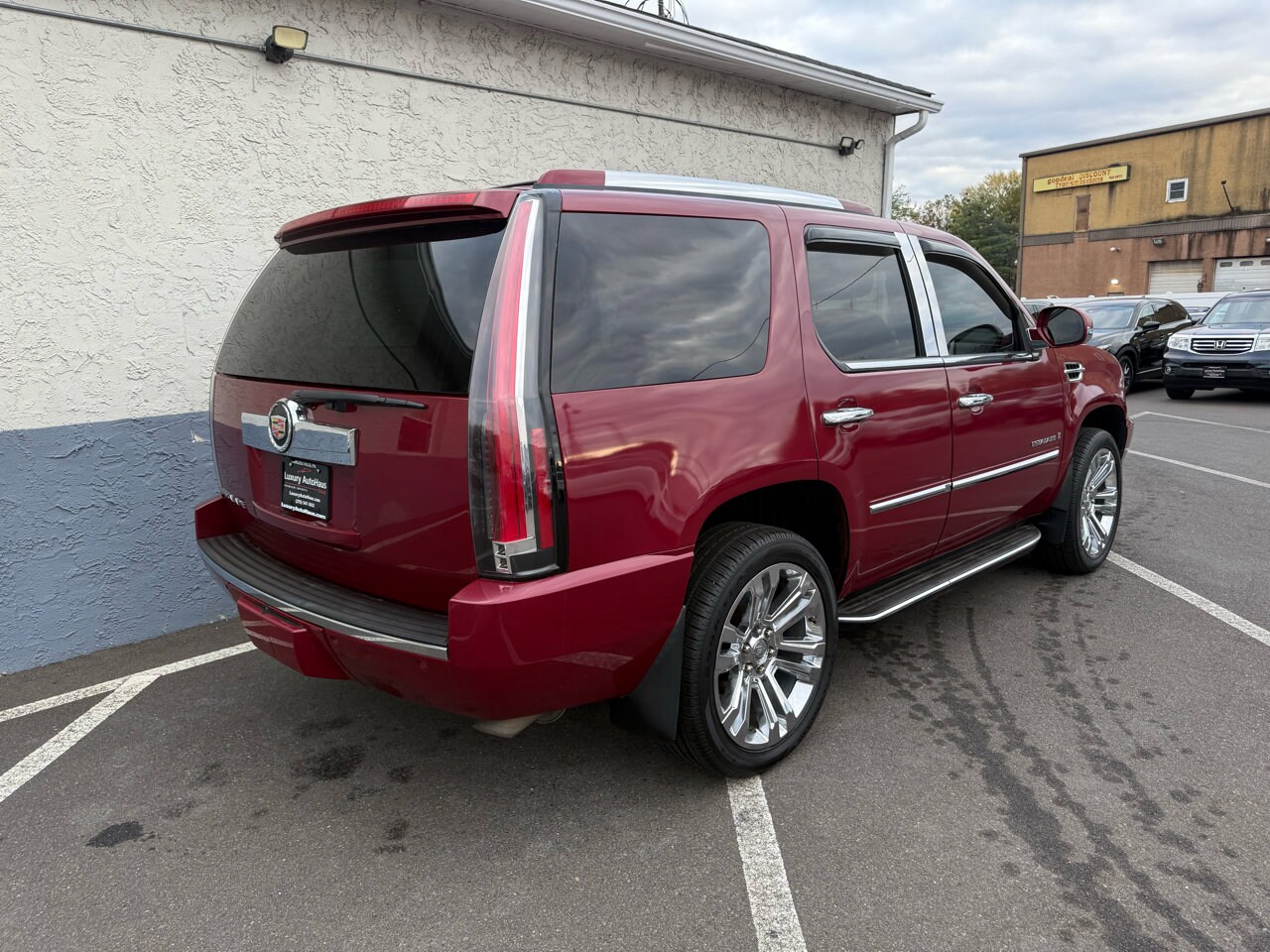 2007 Cadillac Escalade Base photo 3