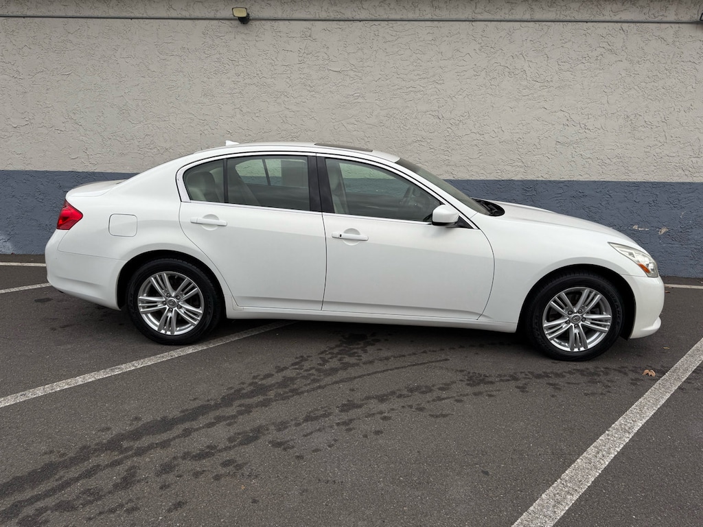 Used 2012 INFINITI G25x AWD Sedan
