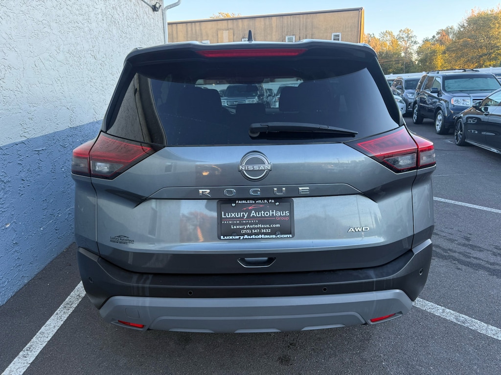 Used 2023 Nissan Rogue S SUV