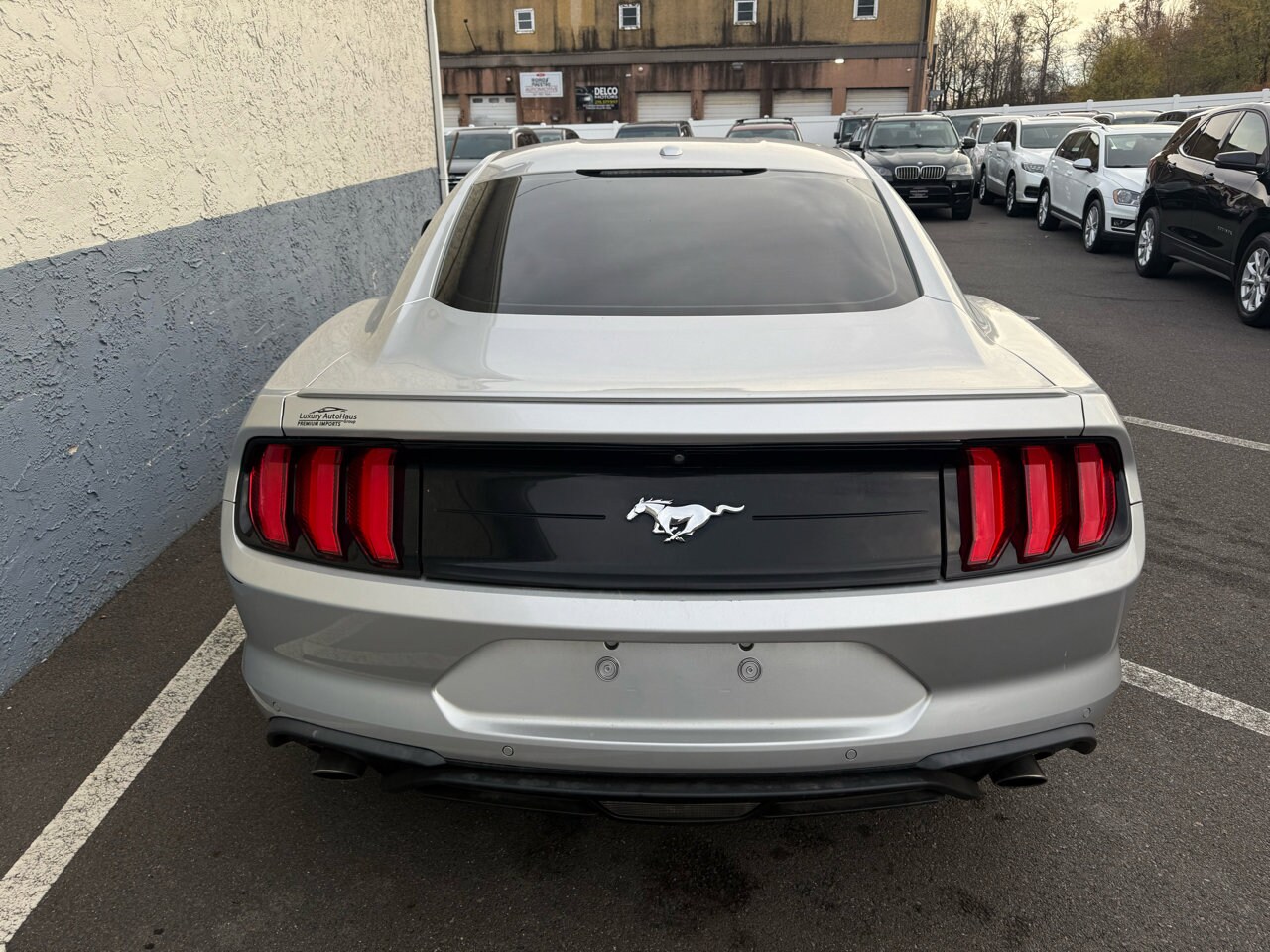 2019 Ford Mustang photo 3