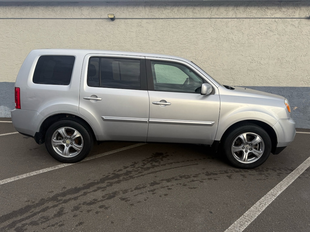 Used 2014 Honda Pilot EX-L w/Navigation SUV