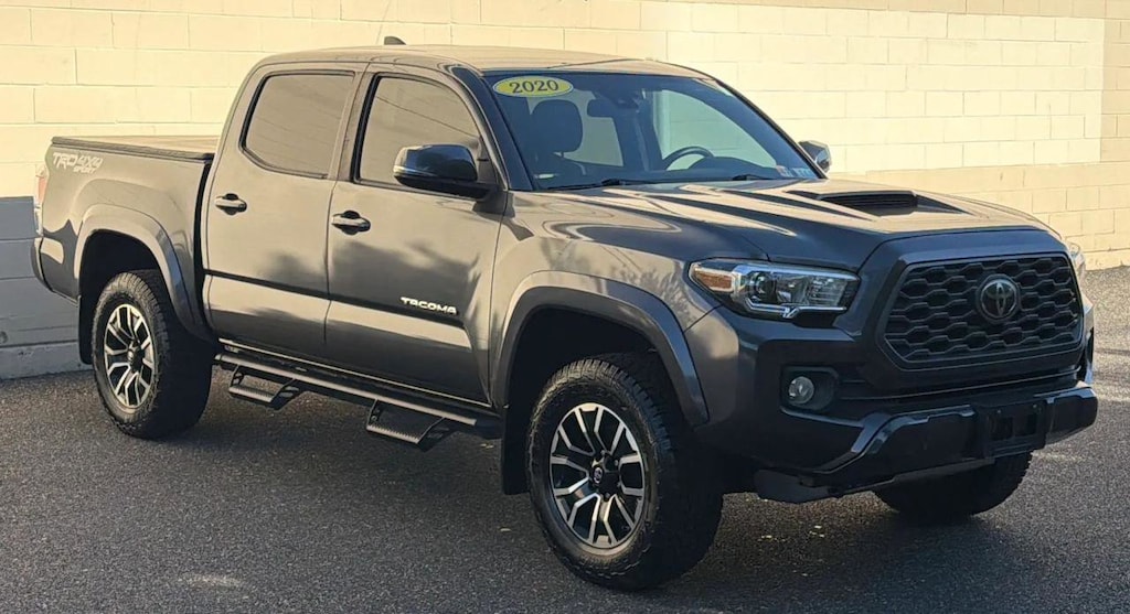Used 2020 Toyota Tacoma Truck Double Cab