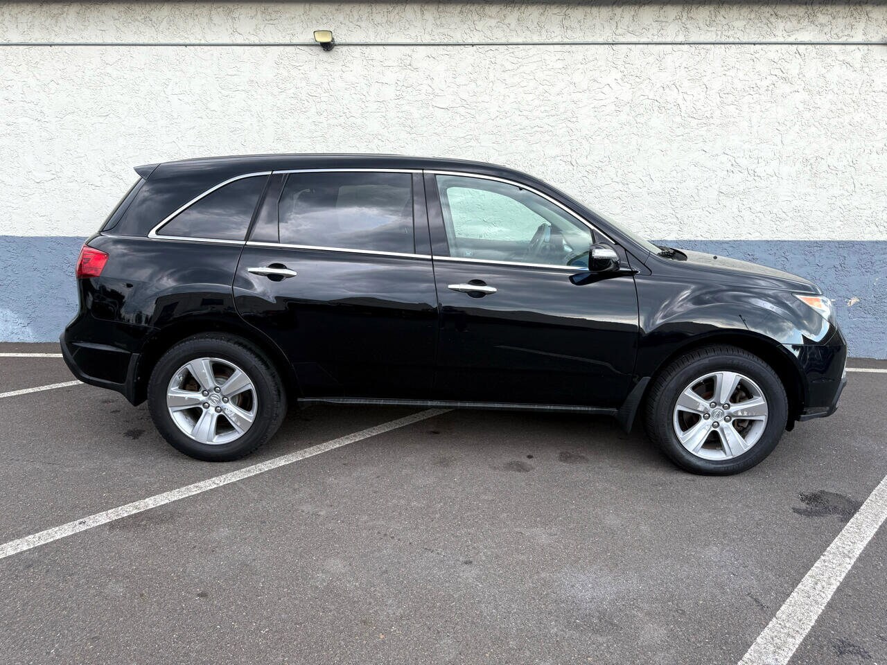 2010 Acura MDX photo 2