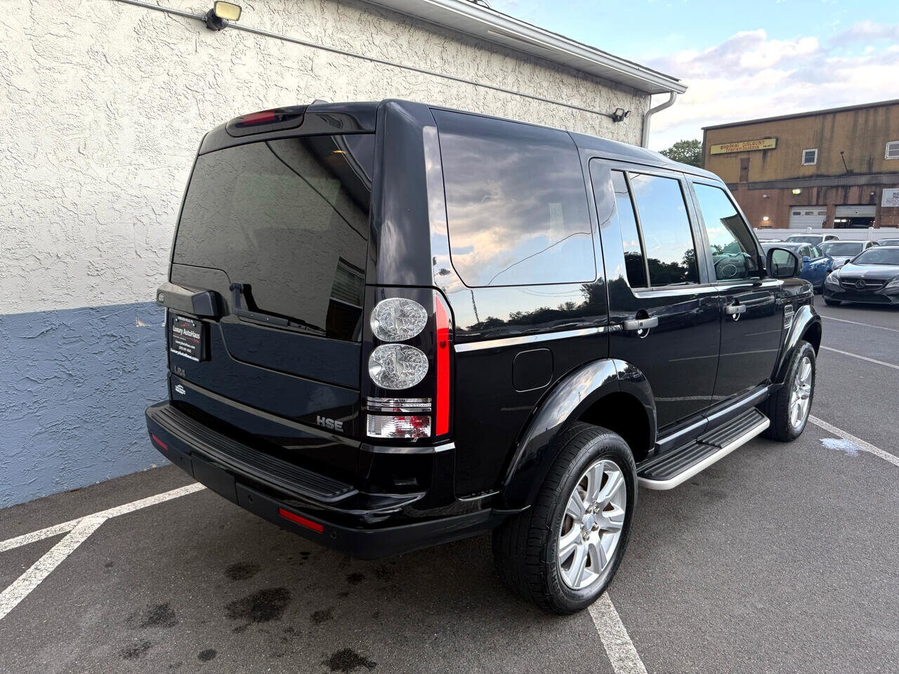 2016 Land Rover LR4 HSE photo 3