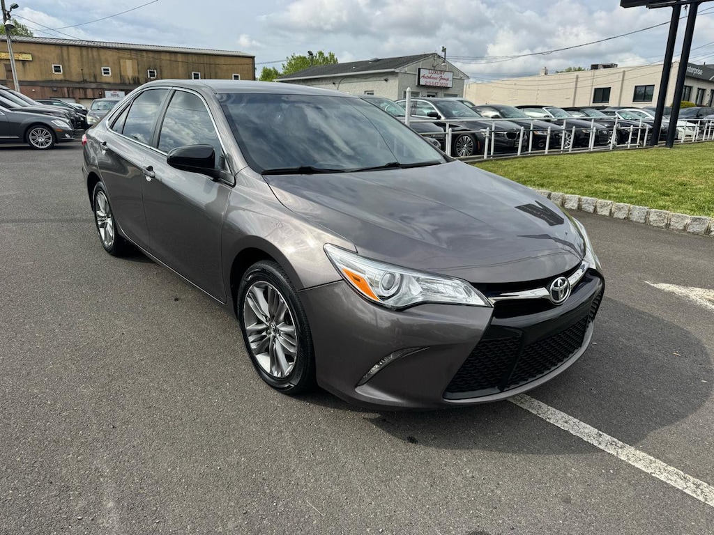 Used 2016 Toyota Camry Sedan
