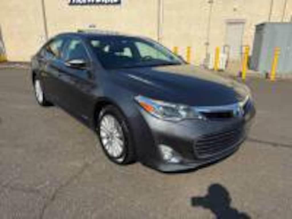 Used 2014 Toyota Avalon Hybrid Sedan