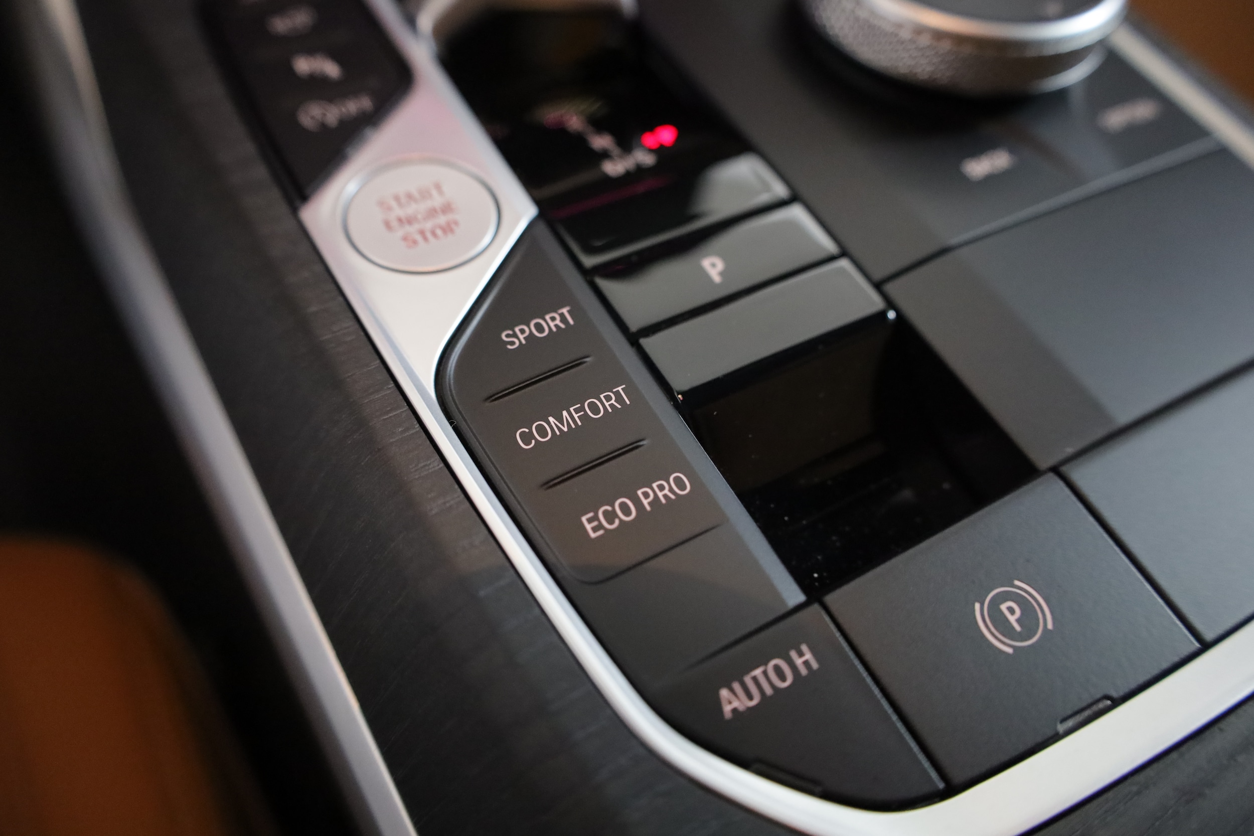 2025 BMW 3 Series 330i - Photo 23