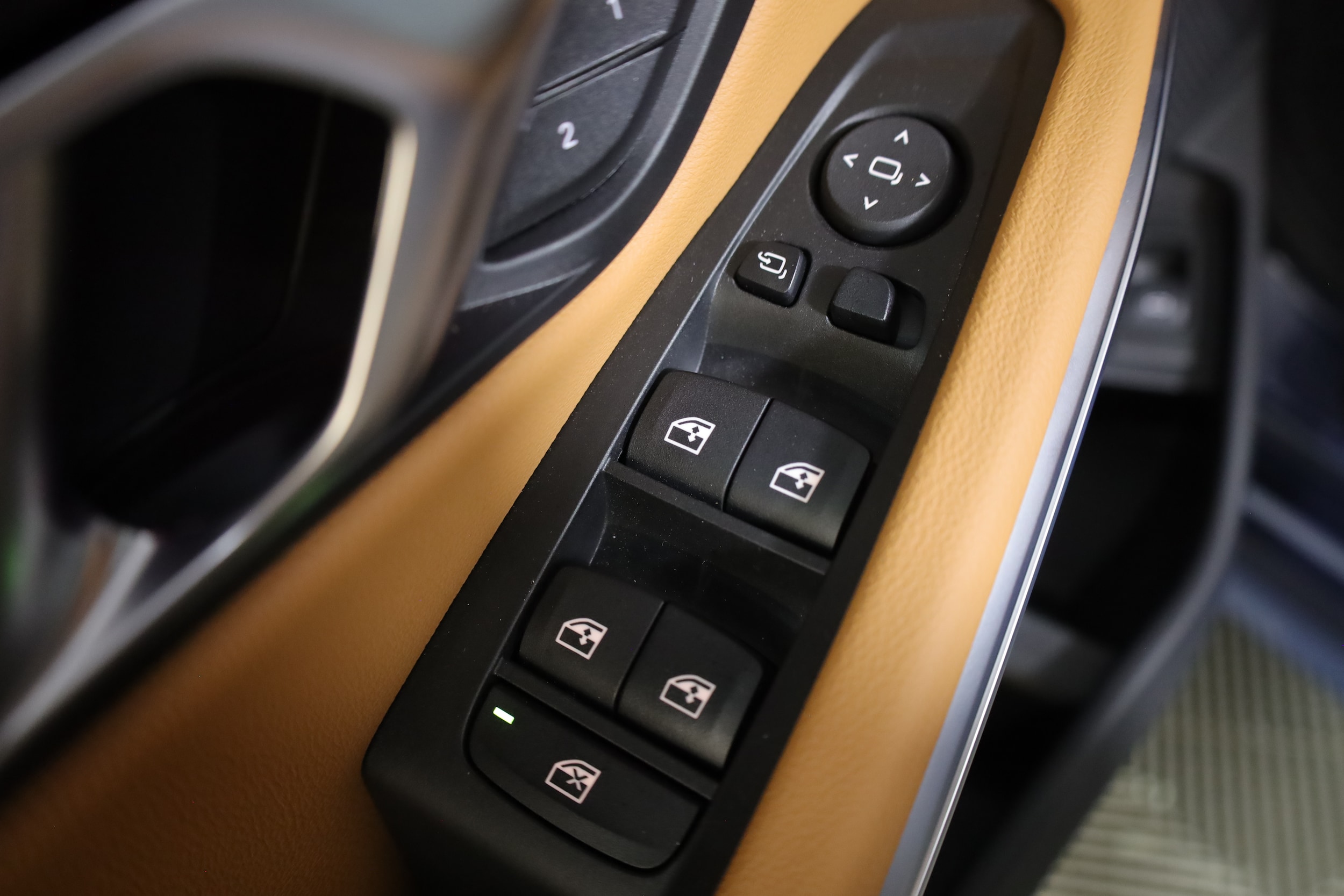 2025 BMW 3 Series 330i - Photo 28