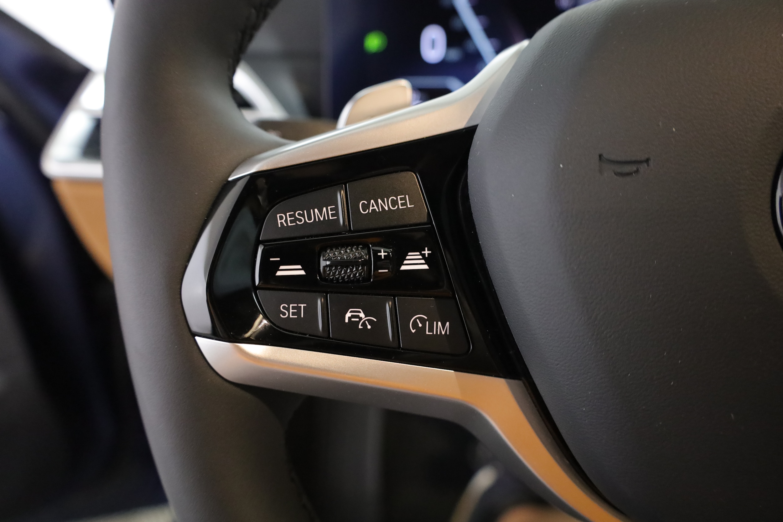 2025 BMW 3 Series 330i - Photo 14