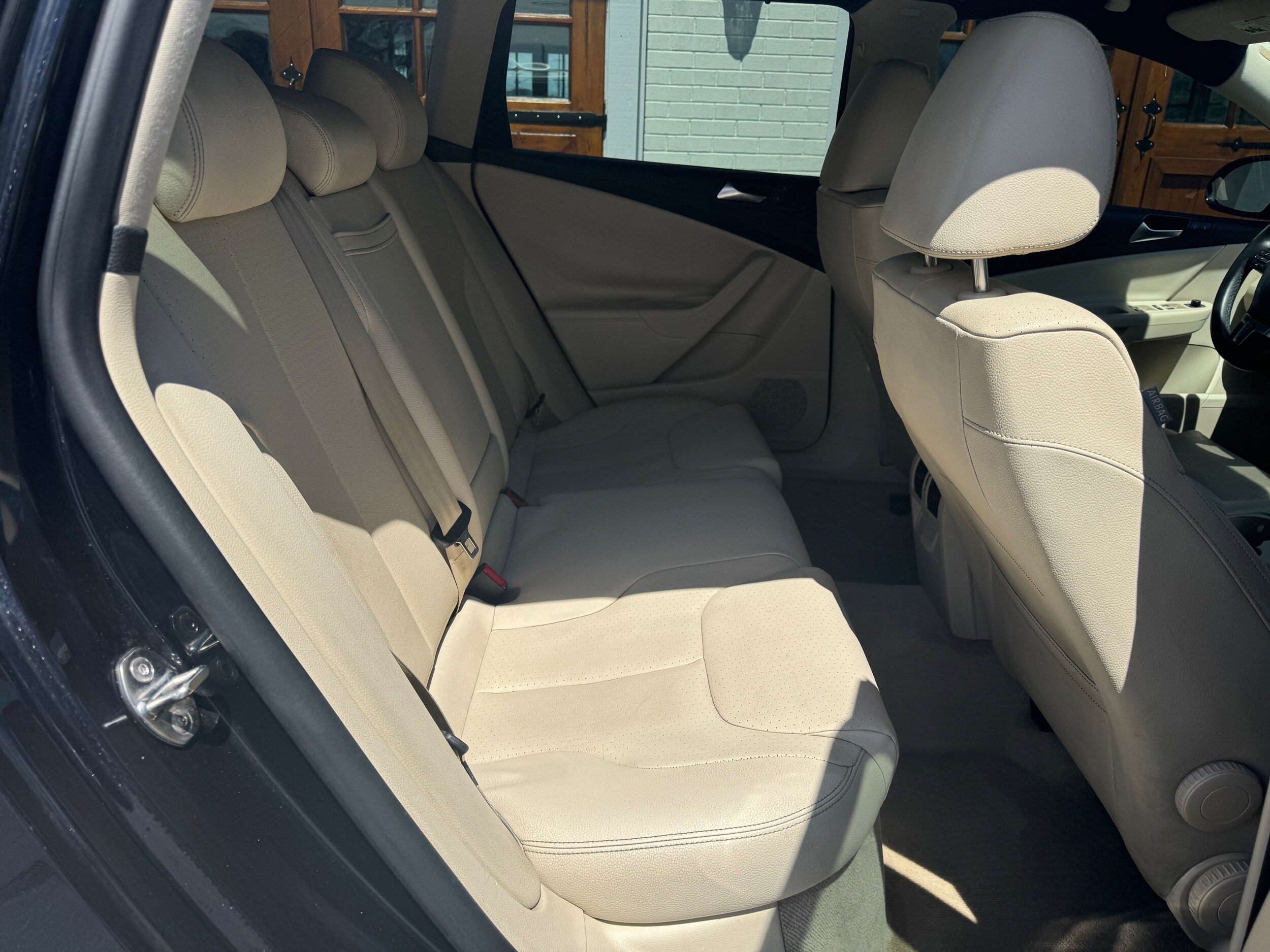 2010 Volkswagen Passat Komfort - Photo 26