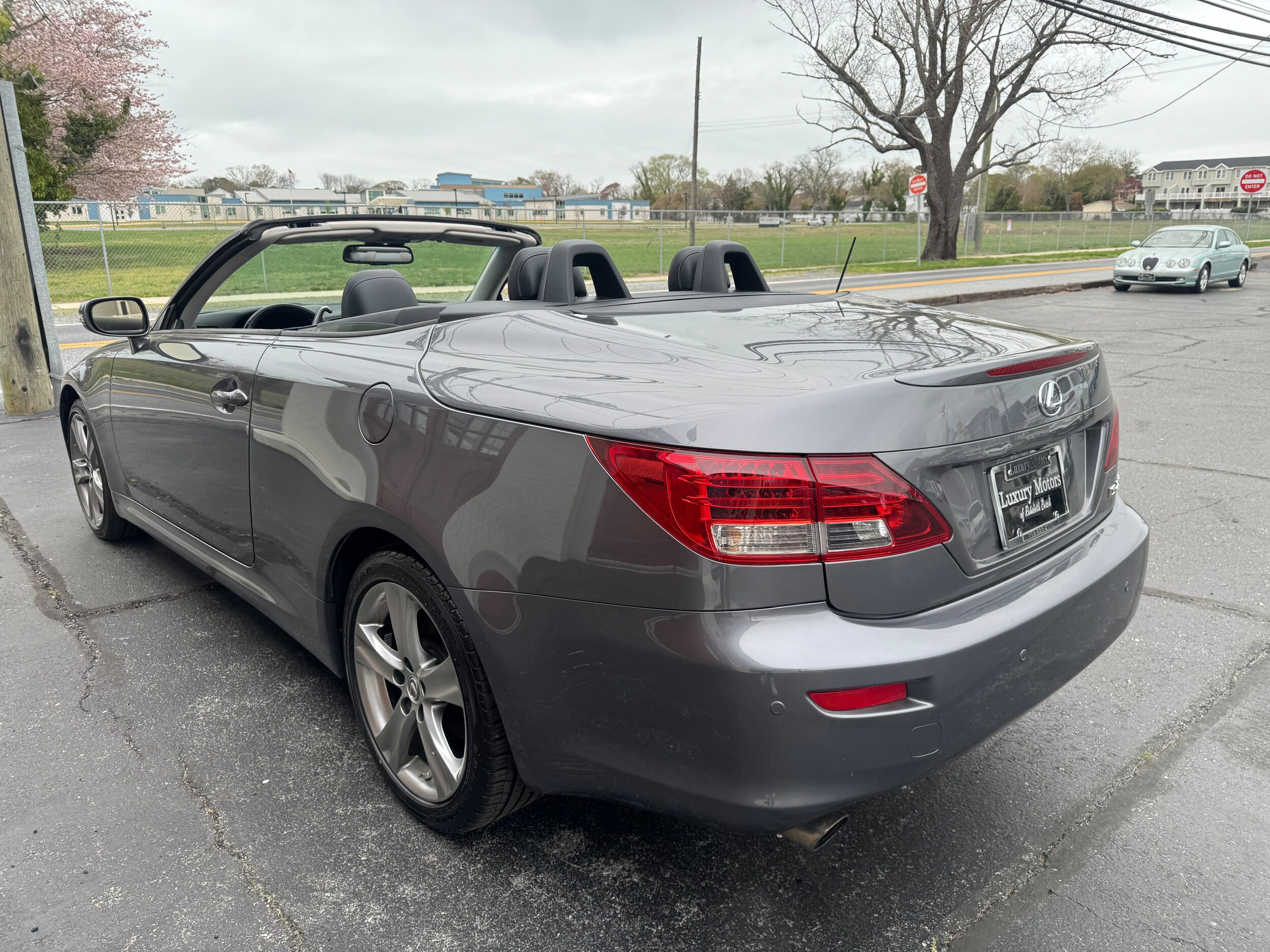 2013 Lexus IS 250C photo 3