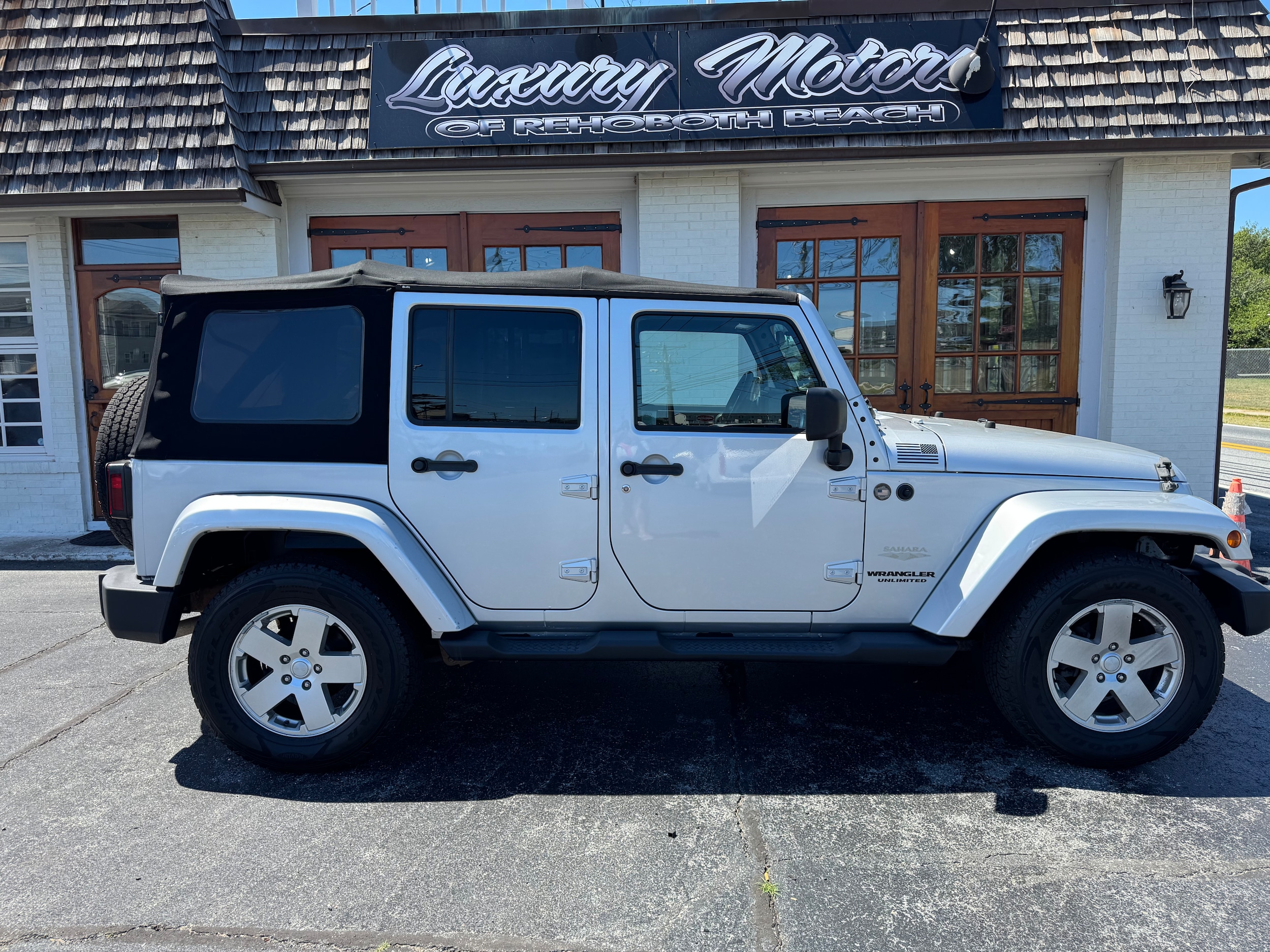 2010 Jeep Wrangler Sahara 4X4's photo