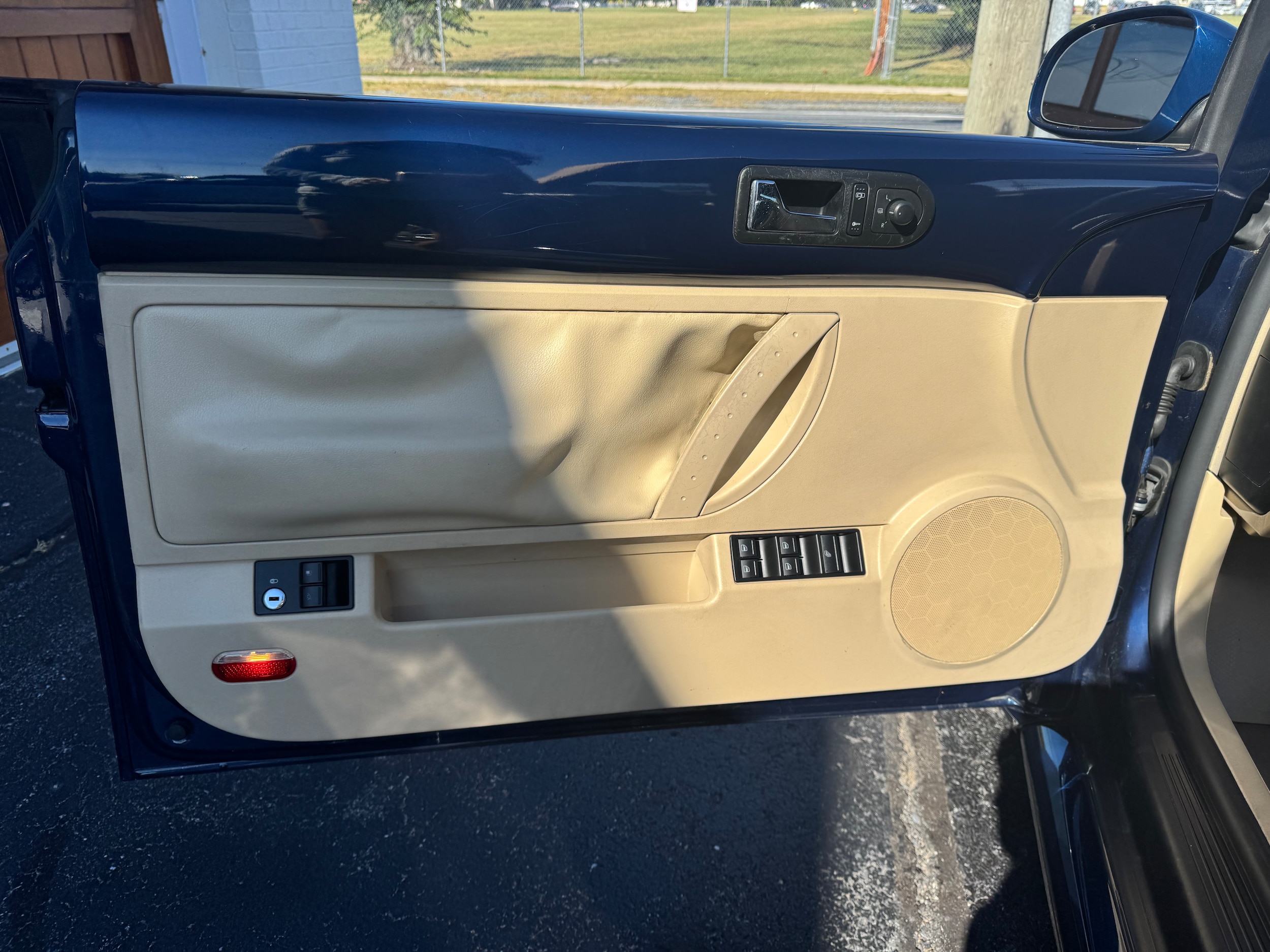 2005 Volkswagen New Beetle GLS - Photo 6