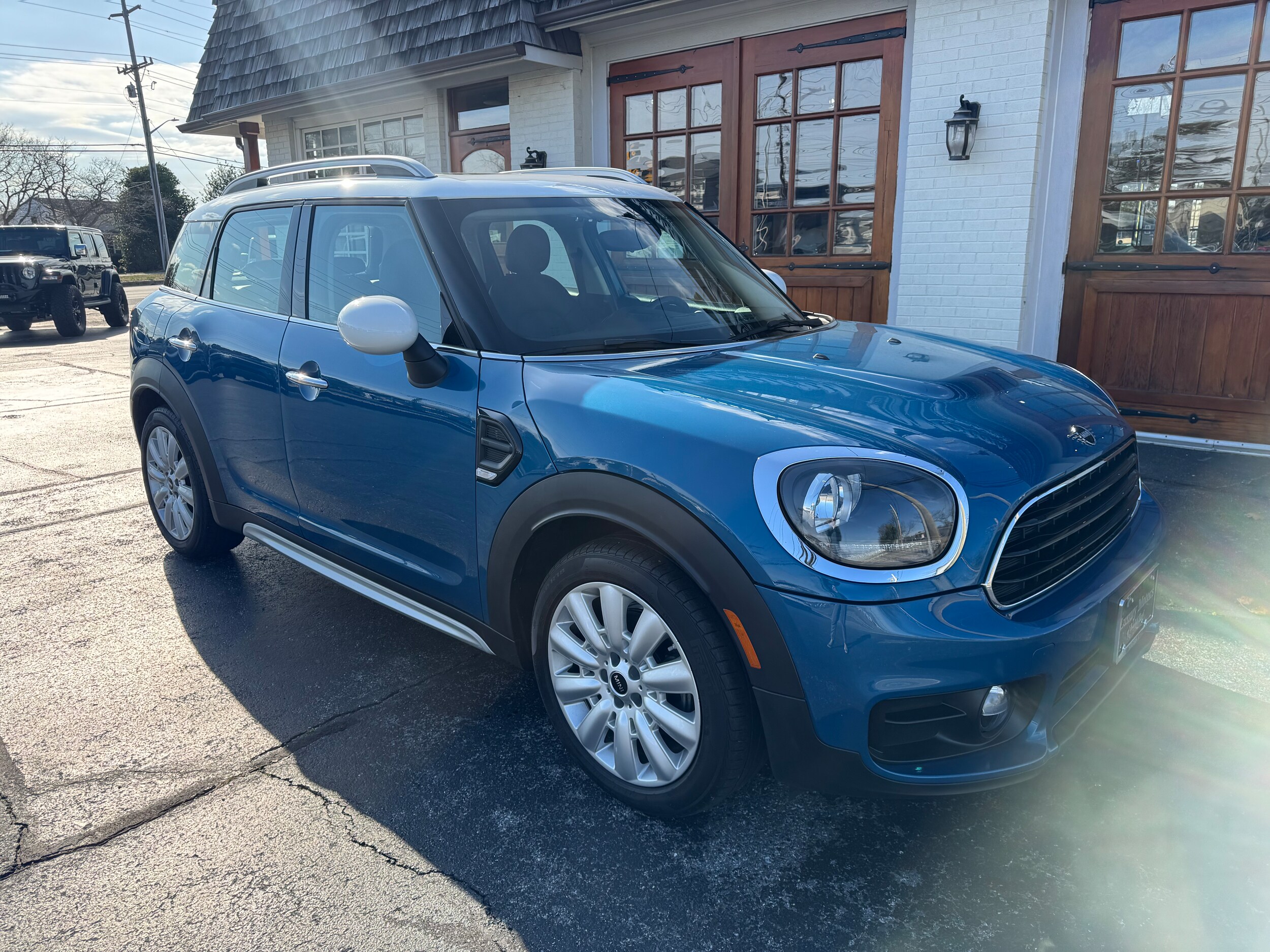 2019 Mini Countryman Iconic photo 2