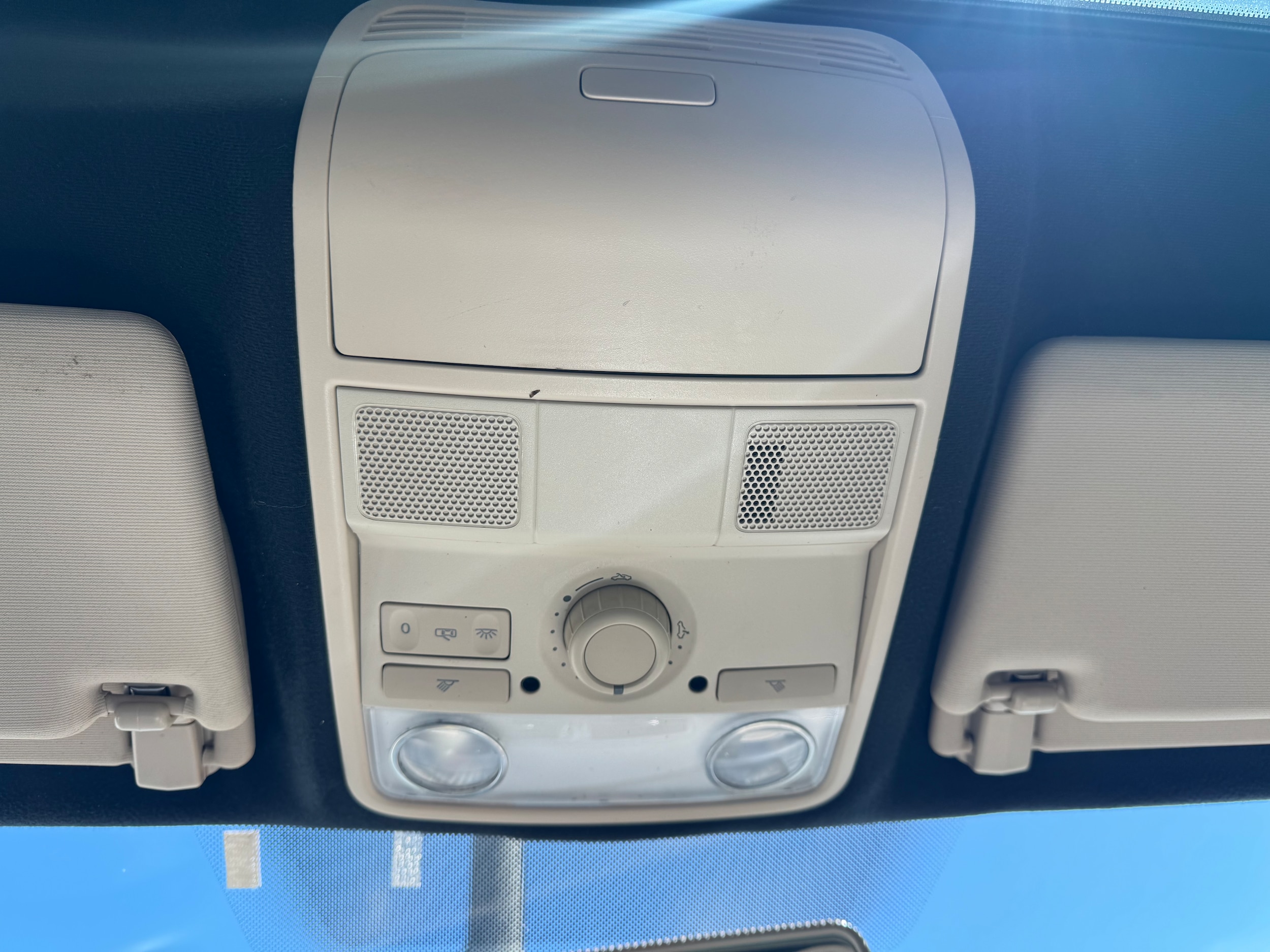 2010 Volkswagen Passat Komfort - Photo 9