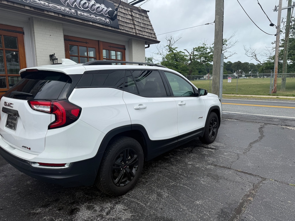 Used 2024 GMC Terrain AT4 SUV
