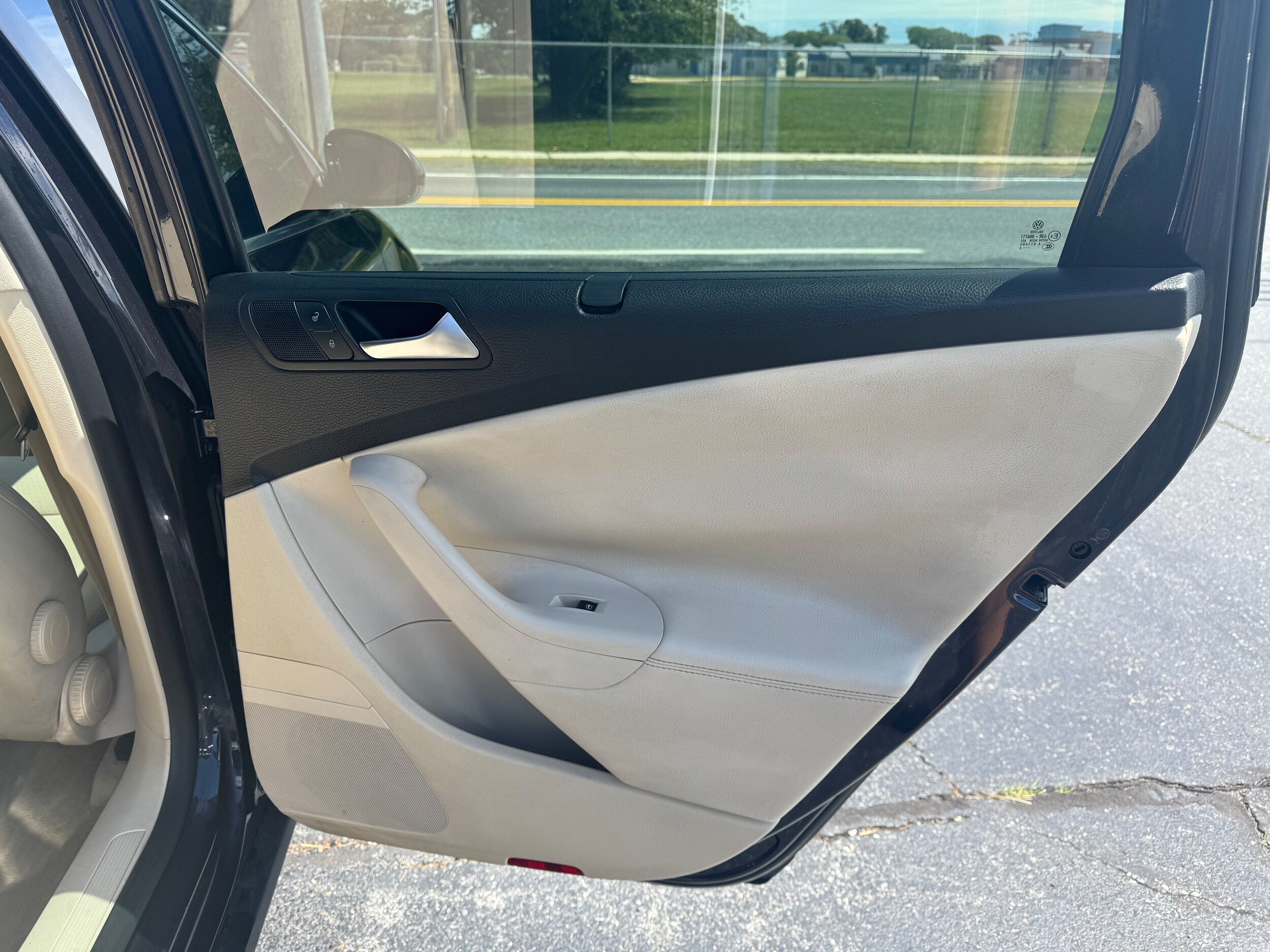 2010 Volkswagen Passat Komfort - Photo 25