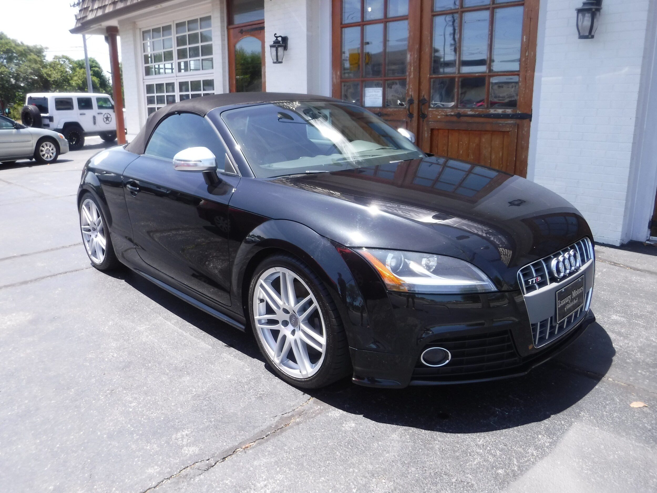 2009 Audi TTS photo 2