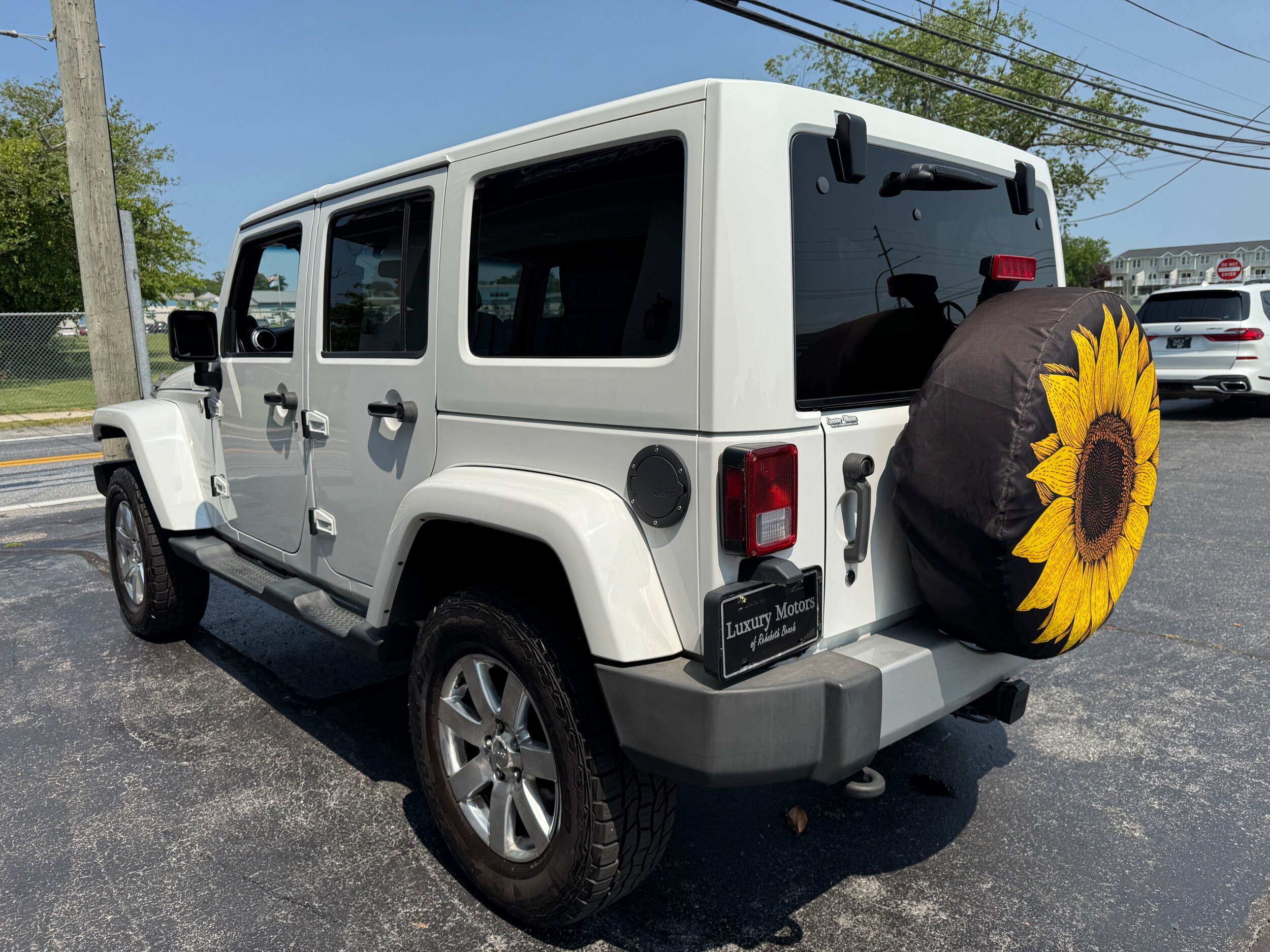 2013 Jeep Wrangler Unlimited Sahara photo 4