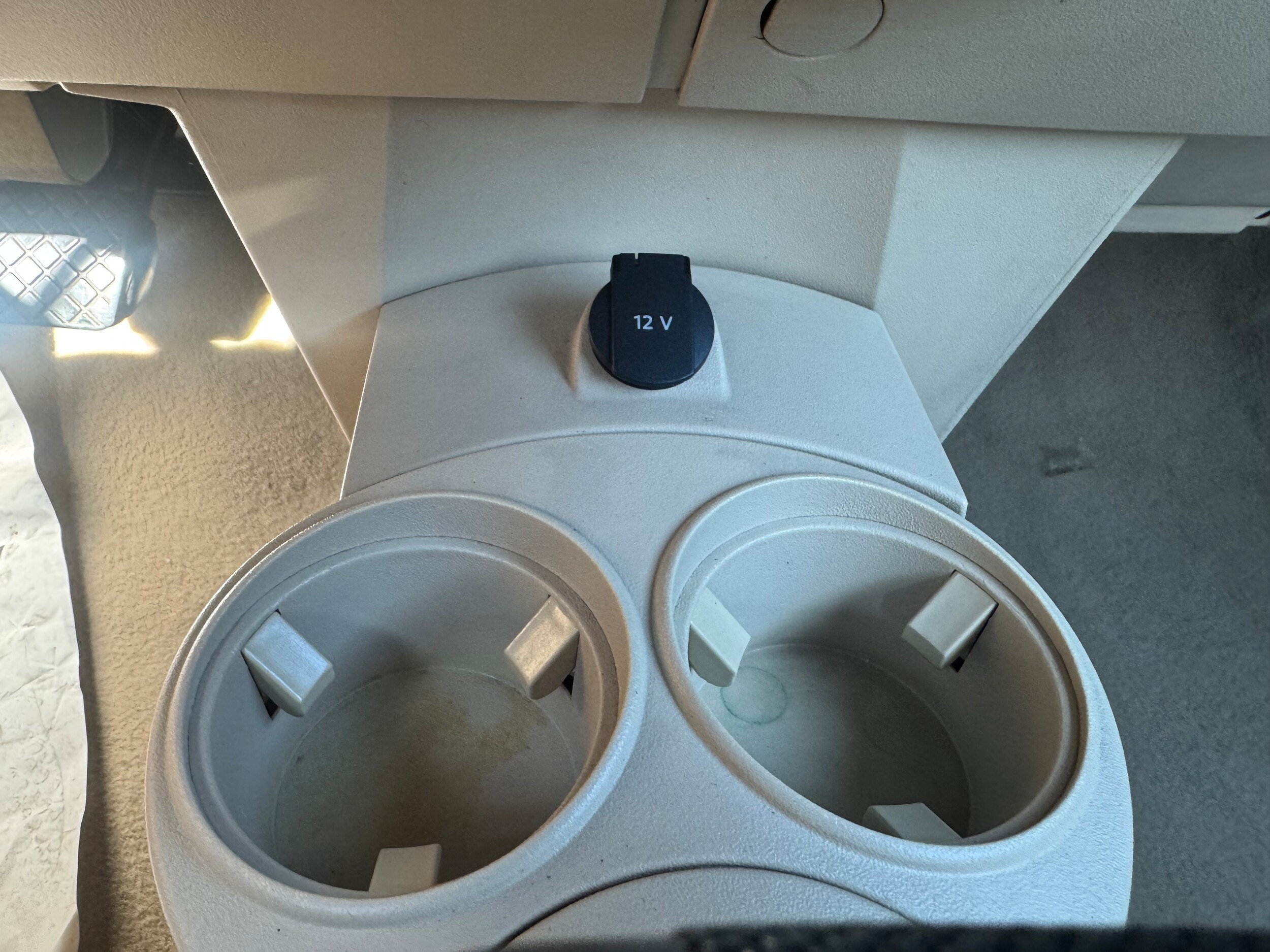 2005 Volkswagen New Beetle GLS - Photo 24