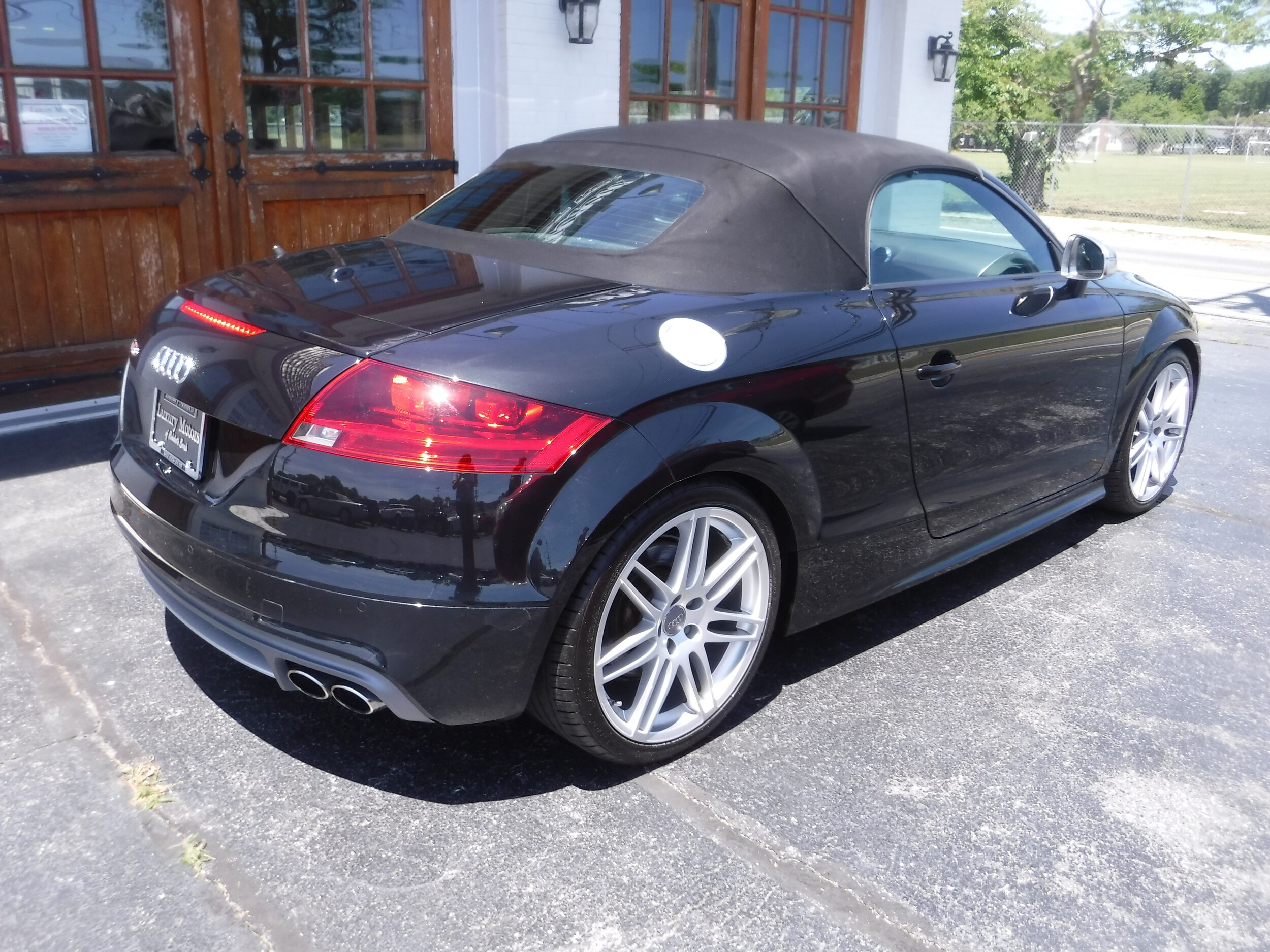 2009 Audi TTS photo 3