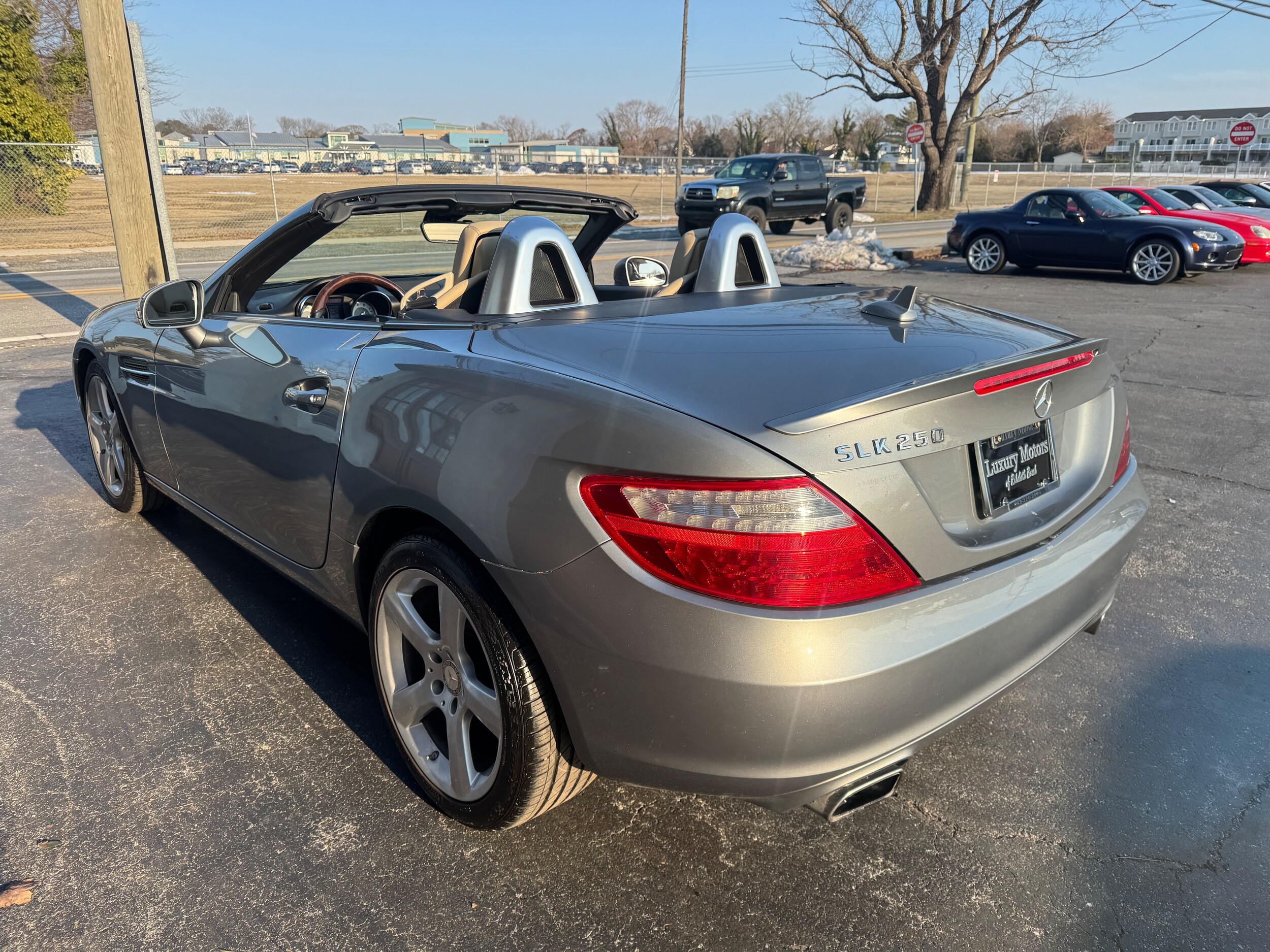 2013 Mercedes Benz SLK 250 photo 3